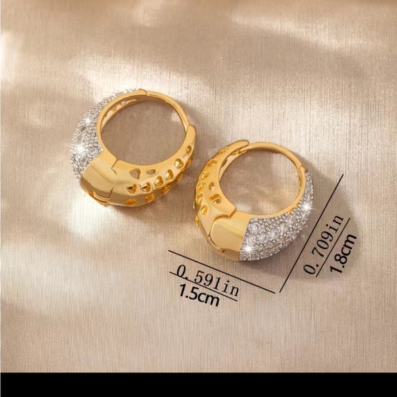 New Elegant 14K Gold Plated Sparkling Ladies Earrings - Picture 4 of 7